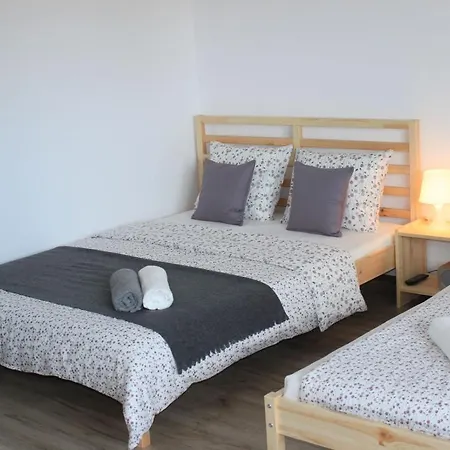 Pokoje i Apartamenty na Szkolnej-2