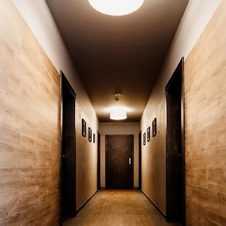 Róża Rooms-2