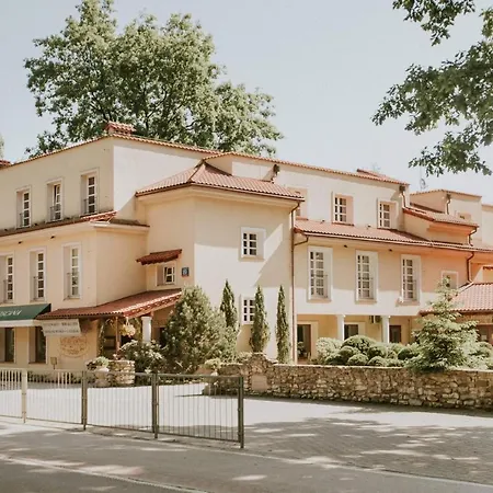 Villa Toscana Warszawa-2