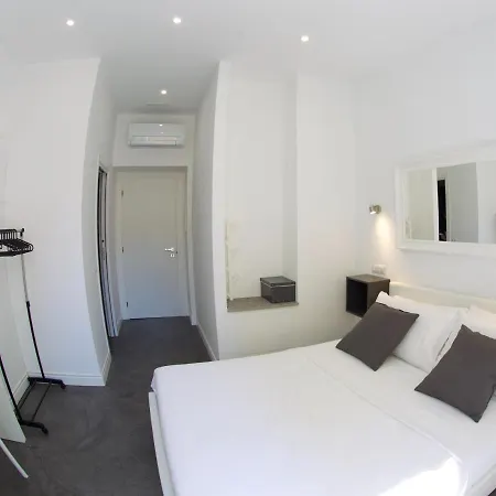 I Love Vaticano Guest House-3