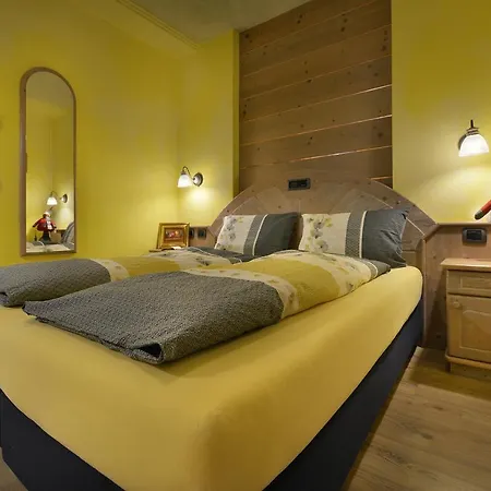 Hotel Piccolo Mondo-2