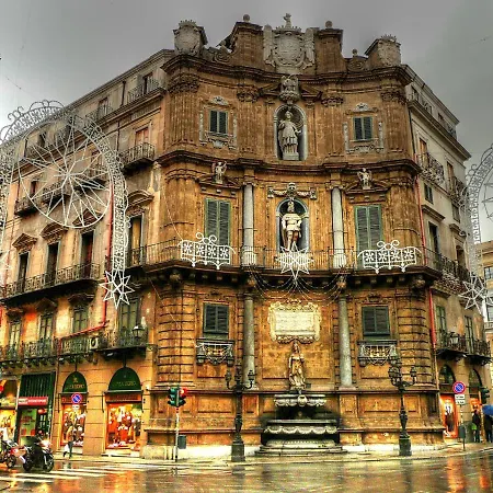Garibaldi Rooms 29 - Piazza Marina A Palermo - In Pieno Centro.-3