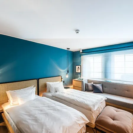 Maximilian Hotel-2