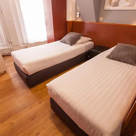 Travel Hotel Amsterdam-3
