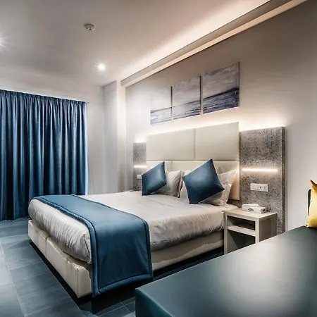 Suite Blue Style-2