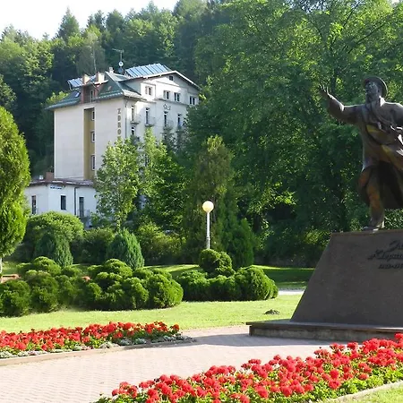 Dom Wczasowy Zdrowie-2