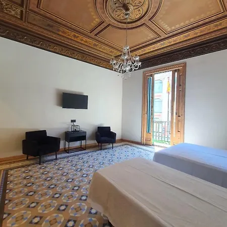 Hostal Lausanne-3