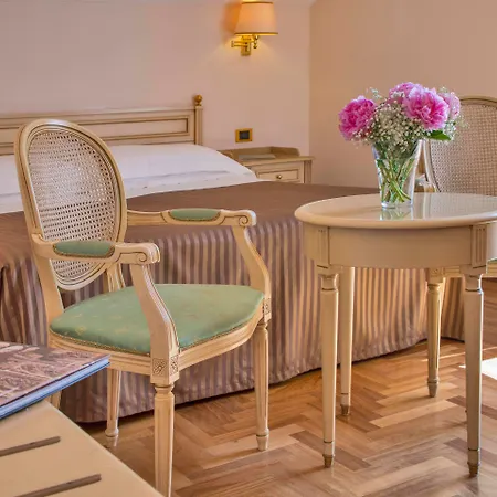 Grand Hotel Villa Politi-2