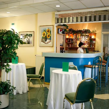 Hotel Bara Budapest-3