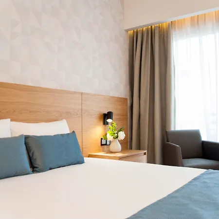 Ajax Hotel-2