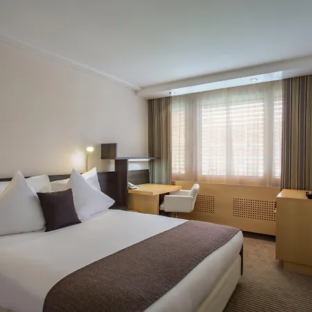 Crowne Plaza Zürich, an IHG Hotel-3
