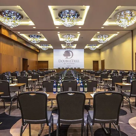 DoubleTree by Hilton Łódź-3