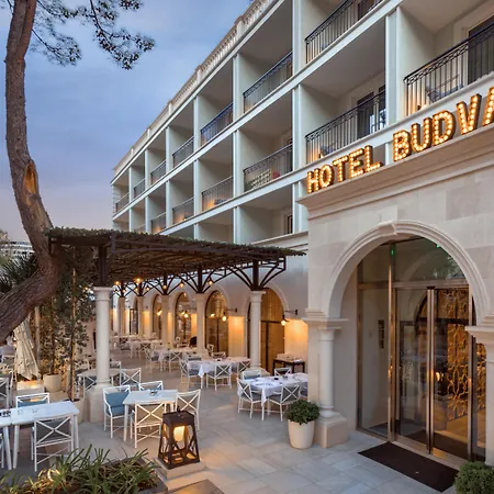Crowne Plaza Budva by IHG-3