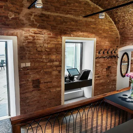 Mabre Residence-3