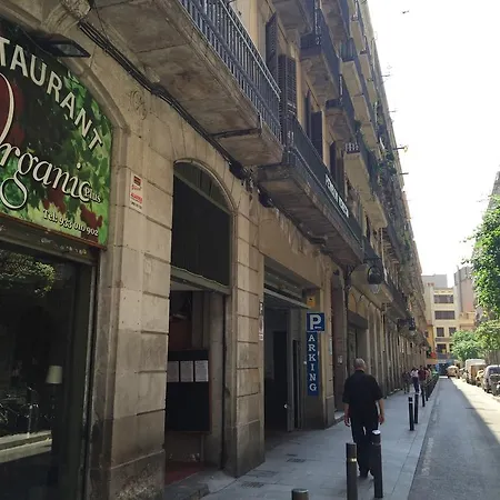 Bcn Home Guest House-2