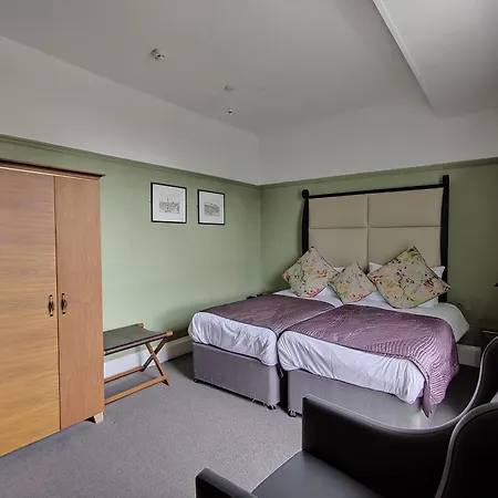 Blue Bells Hotel-2