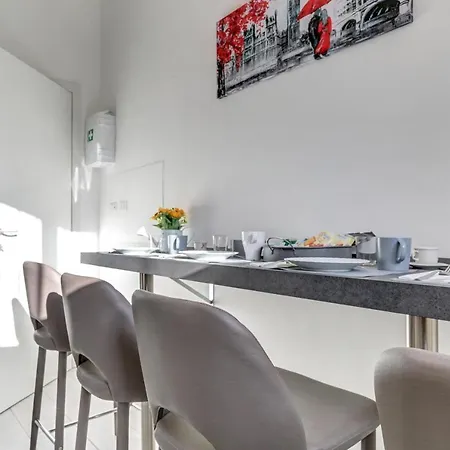 Voyager House Termini - Home And More-3