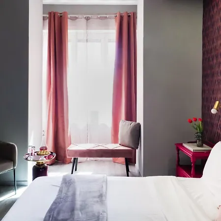 C'Est La Vie Suites-2