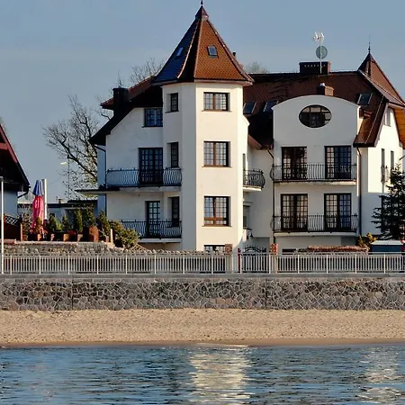 Dom Przy Plaży-2