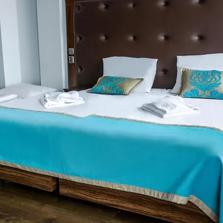 Hotel Opera-2