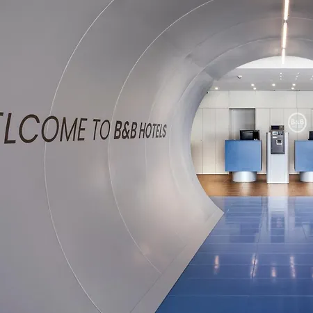 B&B Hotel Madrid Aeropuerto T1 T2 T3-2