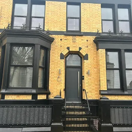 128 Anfield Road-2