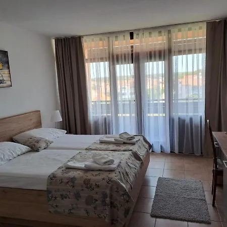 Hotel Albamaris-2