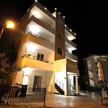 Hotel Villa Adrian-2