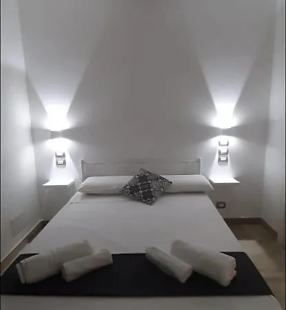 Le Chic Rooms-3