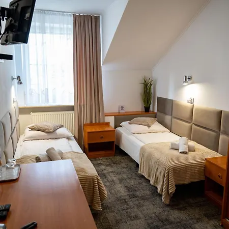 Hotel Duet-3