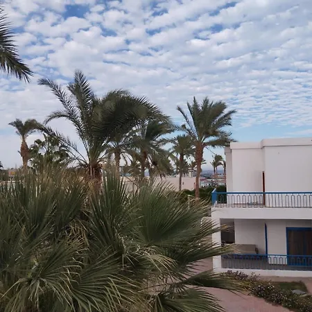 Mirage Bay-3