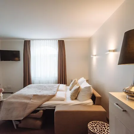 Landhotel Potsdam-3