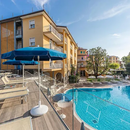 Hotel Bisesti ***S-3