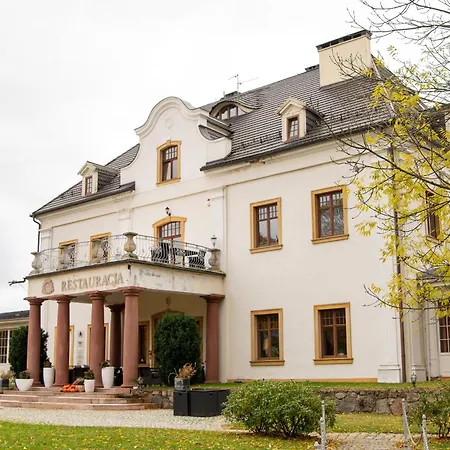 Pałac na Wodzie-3