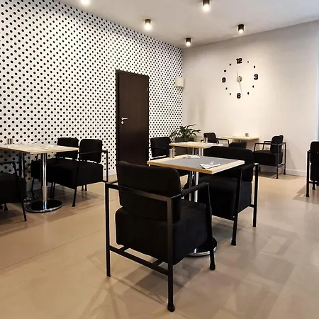 Platinum Apartments Aparthotel-3