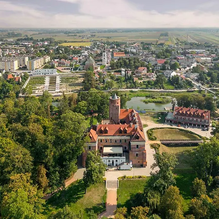 Zamek Uniejów-2