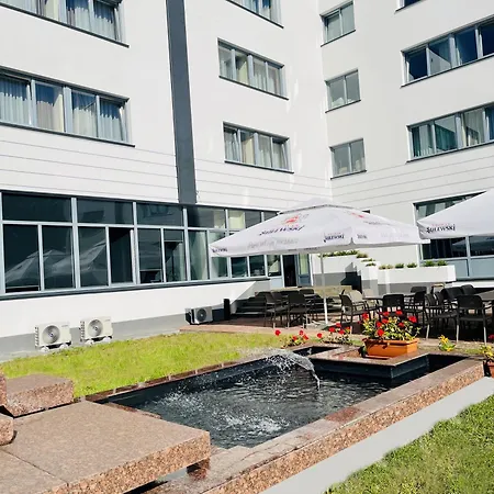 CKS Warszawa (Centrum Konferencyjno-Szkoleniowe CS Natura Tour)-3