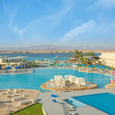 The V Luxury Resort Sahl Hasheesh-2