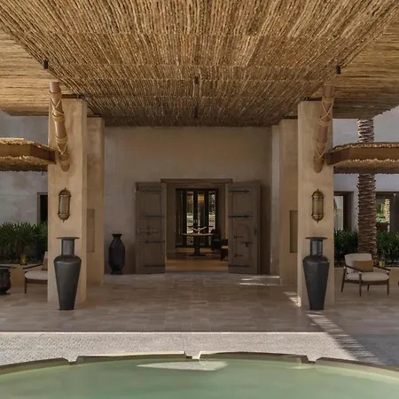 Rare Finds Desert Resort-3