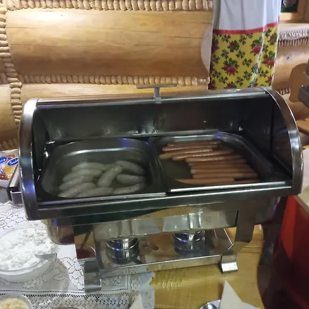 Restauracja Chata Góralska i Pokoje Gościnne.-3