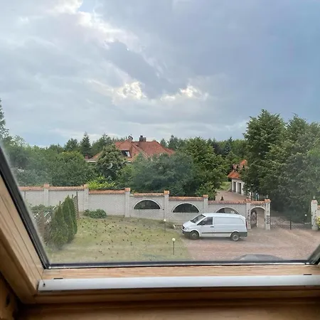 Villa Regina - Spokojna okolica - 100 metrów od lasu - blisko szpitala-2