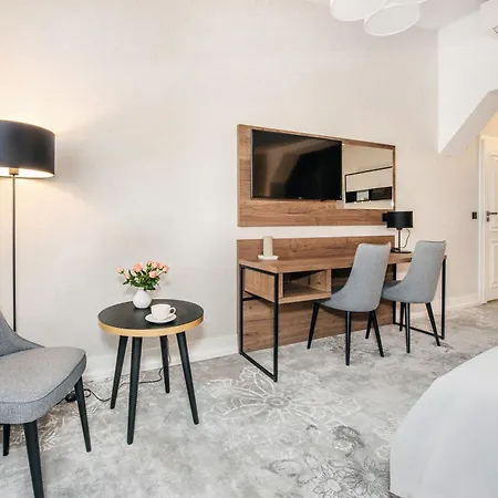 Vinfort Aparthotel - Krakow Old Town-3