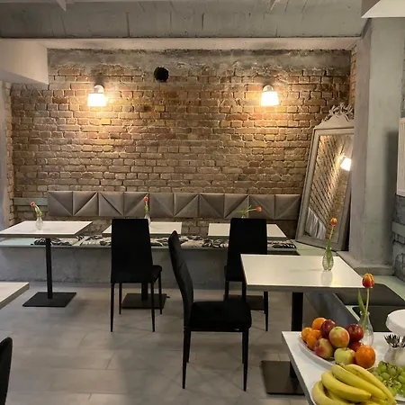 Villa Italiana pokoje z prywatnymi łazienkami&Odnowa Biologiczna-3