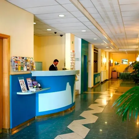 Hotel Bara Gellert-2