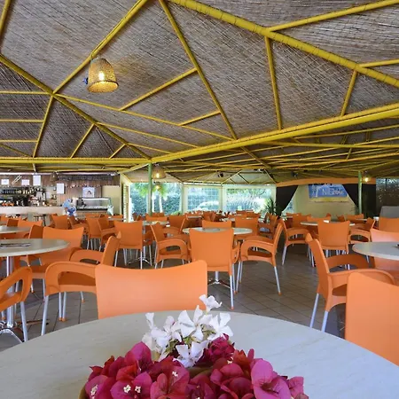 Hotel Oasis-2