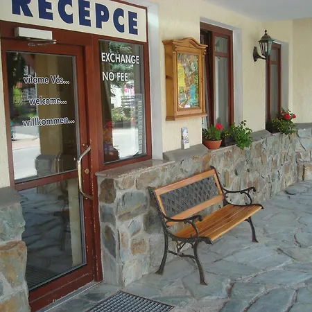 Sport Hotel Pomi-3