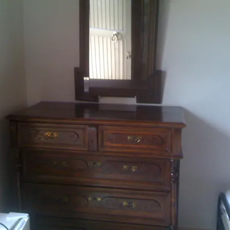 Oasis Guesthouse-2