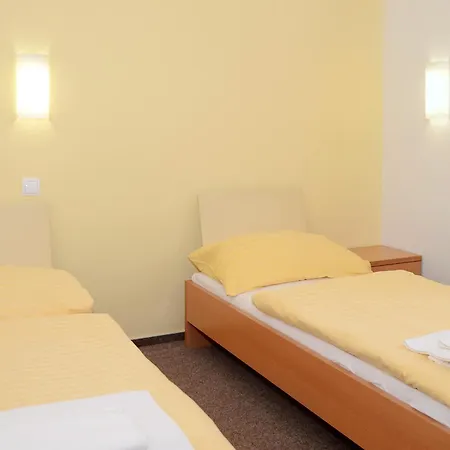 Hotel Imos-3