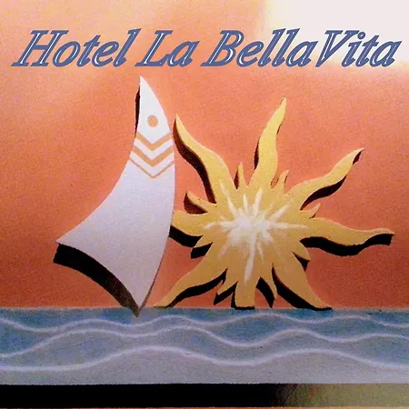 Hotel La Bella Vita-3