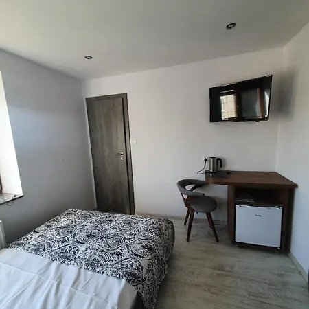 Holiday House-3